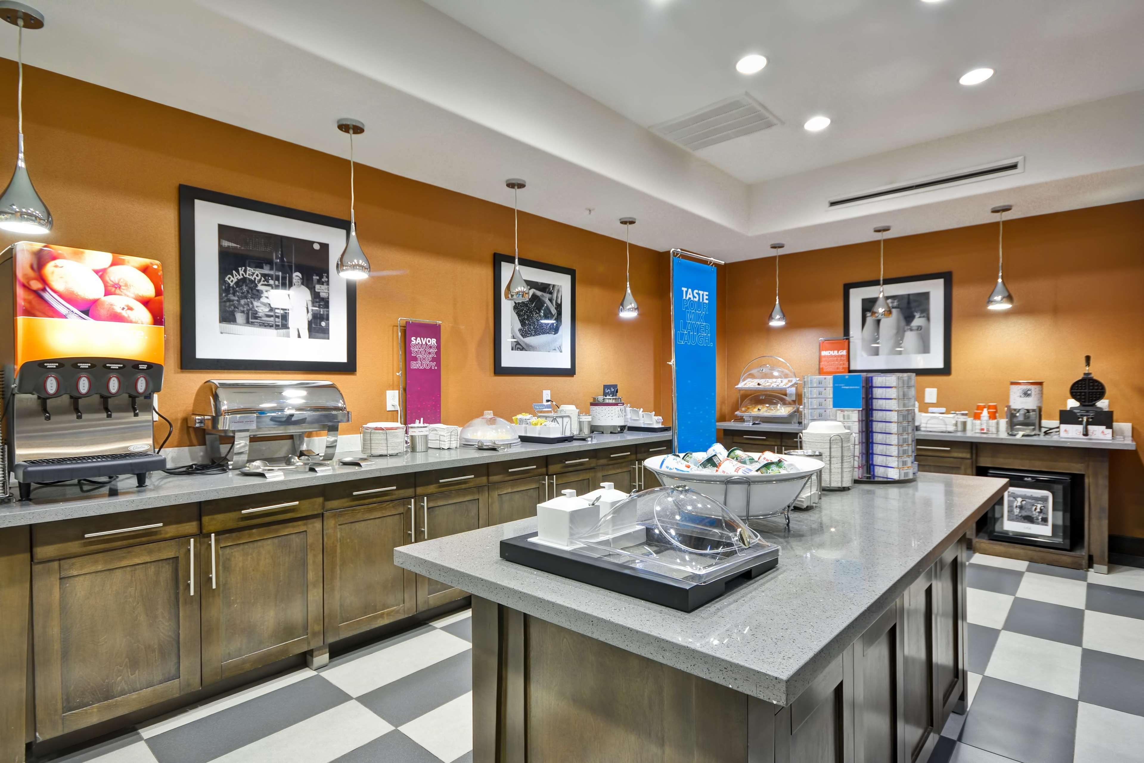 Hampton Inn Kenedy Exterior foto